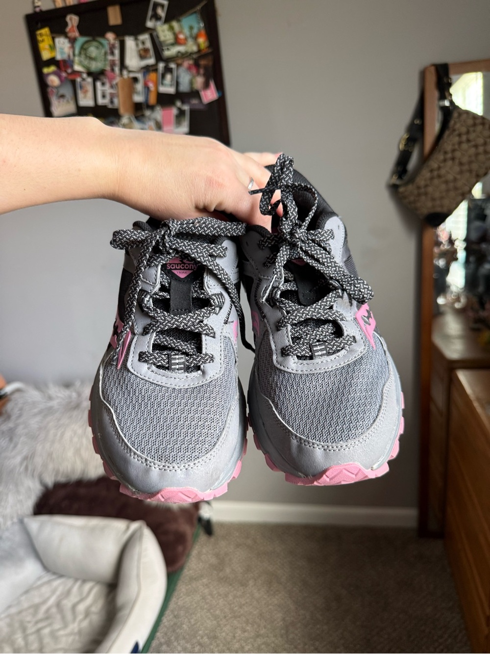 Saucony Women's Excursion TR 16 Gray and Pink Trail Shoes